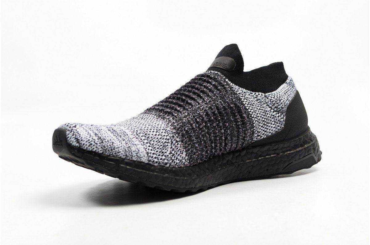 ultraboost laceless bb6137